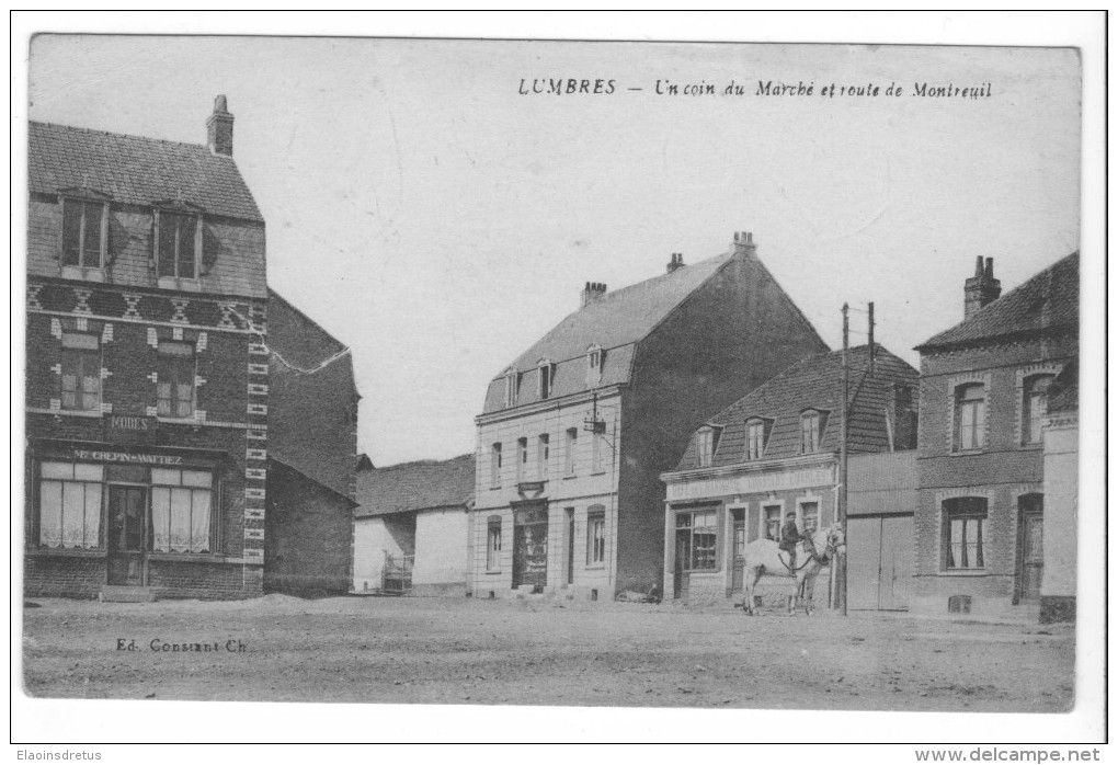 Lumbres (62) - Un Coin Du Marché Et Route De Montreuil. Bon état, Correspondance Au Dos. - Lumbres