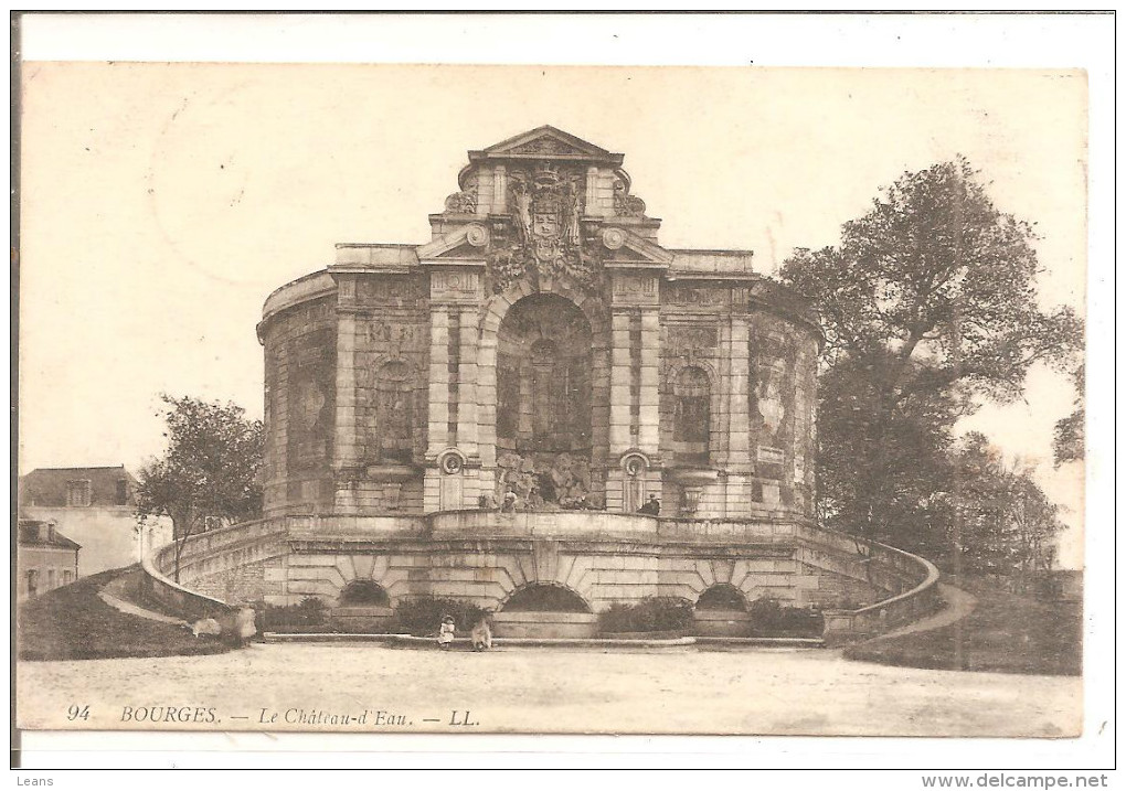 BOURGES     Le Chateau D´eau - Water Towers & Wind Turbines