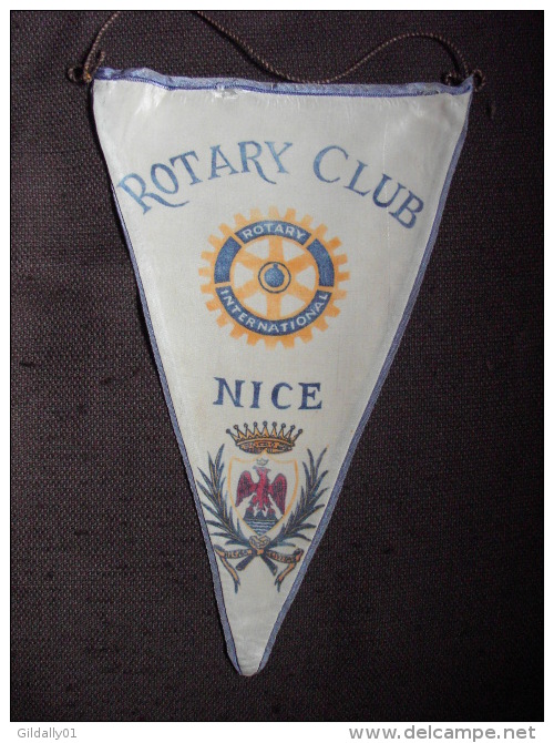 FANION / PENNANT:    NICE.  (FRANCE).  -   ROTARY  CLUB  INTERNATIONAL - Andere & Zonder Classificatie