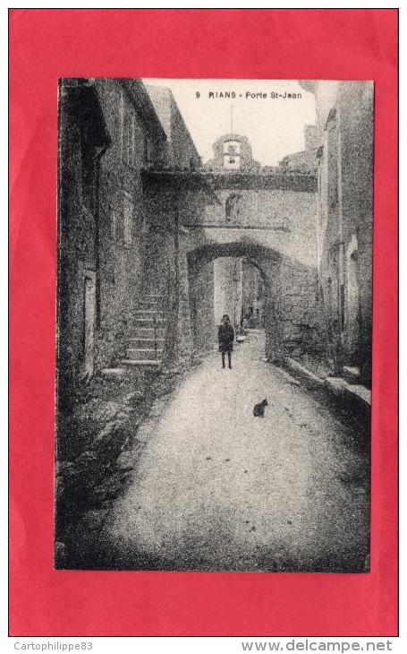 VAR 83 RIANS PORTE SAINT EAN FILLETTE ET SON CHAT - Rians