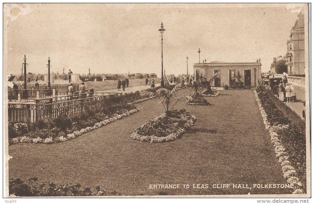 Entrance To Leas Cliff   ,Folkestone - Folkestone