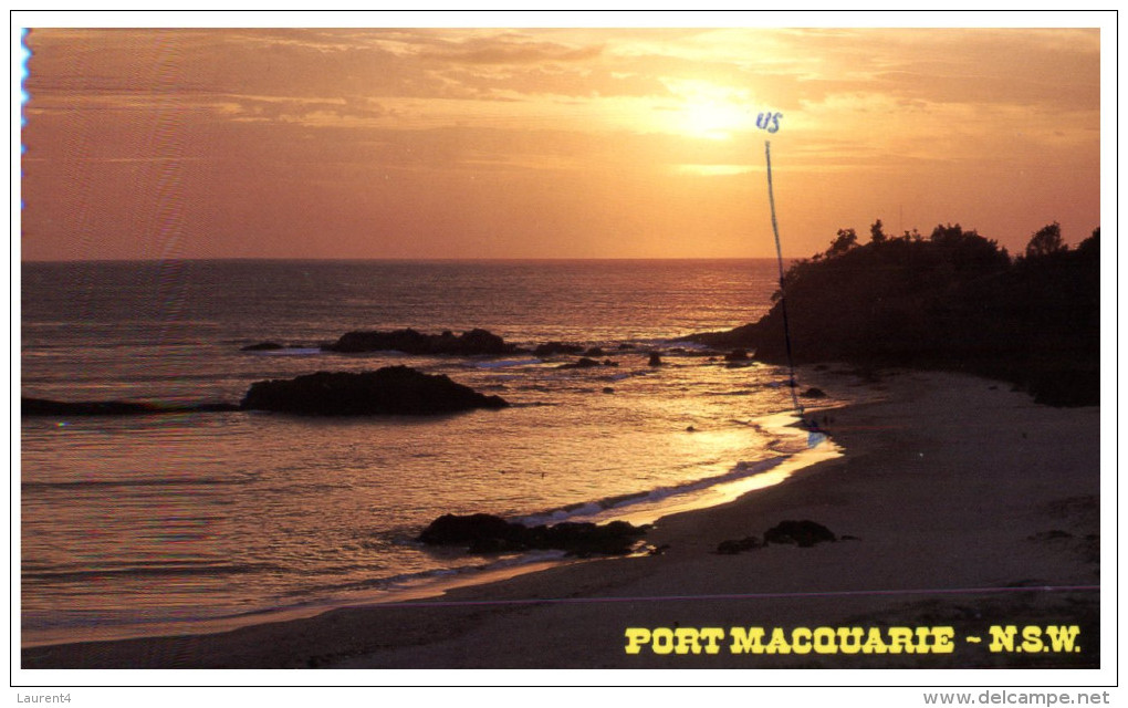 (699) Australia - NSW - Port Macquerie Sunset (RTS Or DLO Postmark At Back Of Postcard) - Port Macquarie