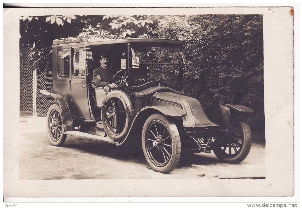 Carte Postale Photo AUTOMOBILE-AUTO-VOITURE Coupé Chauffeur RENAULT Type V 1905 - Voitures De Tourisme