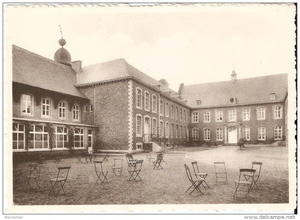 HOEPERTINGEN / BORGLOON (3840) : Binnenhof Van St. Maria Instituut. CPSM. - Borgloon