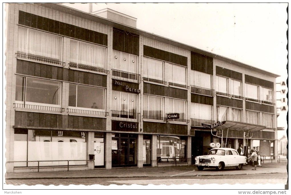 LOMMEL - DORP (3920) : ´ PARNAS ´, Het Juweeltje Der Kempen.Tankstation "Rapid" En Auto. Prachtige Animatie. CPSM. - Lommel