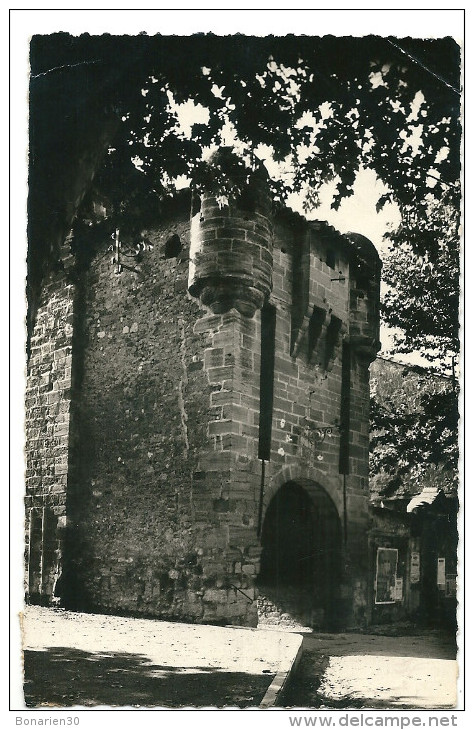 CPSM 84 MONTEUX PORTE NEUVE XVI SIECLE - Monteux