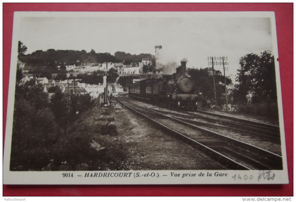 Cp Hardricourt Vue Prise De La Gare - Hardricourt