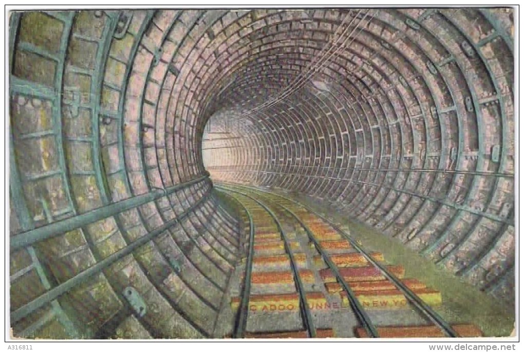 Cpa Mc Adoo TUNNEL NEW YORK - Brücken Und Tunnel