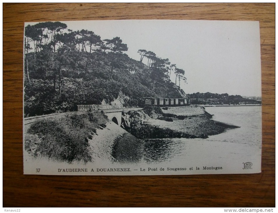 D´audierne A Douarnenez Le Pont Souganso Et La Montagne - Audierne