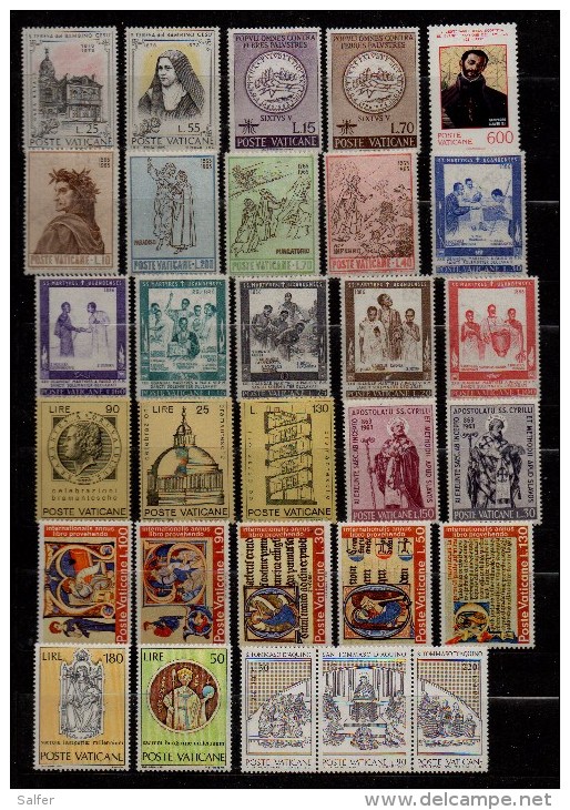 VATICANO  Lotto 30 Francobolli  MNH - Collezioni