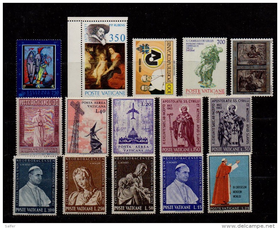 VATICANO  Lotto 15 Francobolli  MNH - Collections