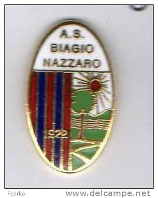 A.S. Biagio Nazzaro Calcio Distintivi FootBall Soccer Spilla Pins Chiaravalle Ancona Italy Marche - Voetbal