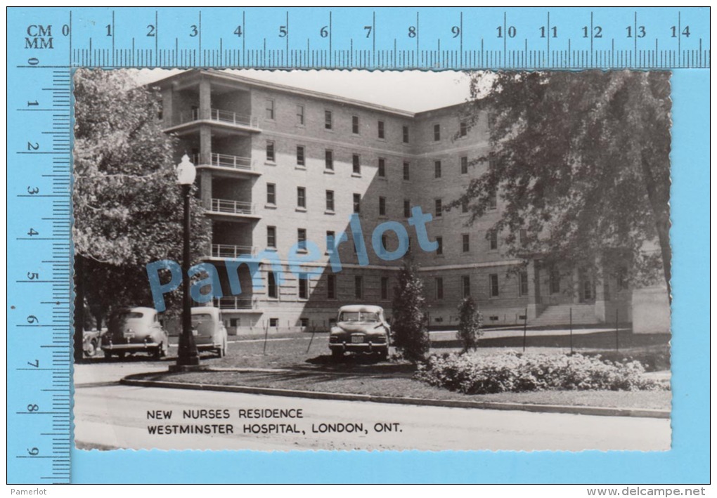 London Ontario  ( New Nurses Residence Westminster Hospital Old Car ) Carte Postale Post Card 2 Scans - Londen