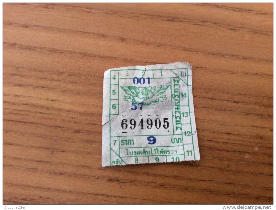 Ticket De Bus Thaïlande Type 6 (blason Ailée) Vert - Monde
