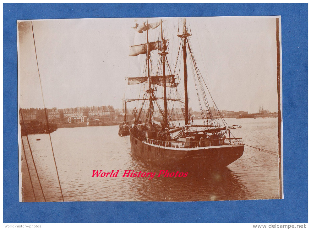 Photo Ancienne Début 1900 - Port De SAINT MALO - Superbe Bateau Bernadette - Trois Mats Voilier - Voir Zoom - Barcos