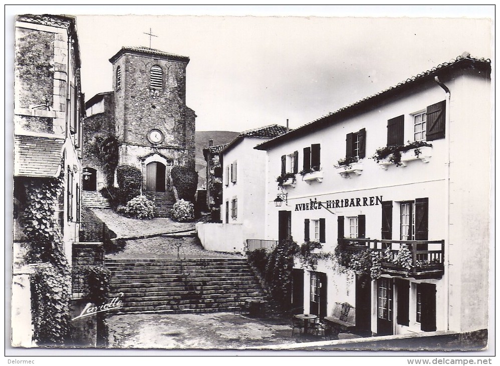 CPSM Photo Biriatou 64 Pyrénées Atlantiques Auberge Hiribarren édit L. Lavielle à Biarritz  N° G 1565 - Biriatou