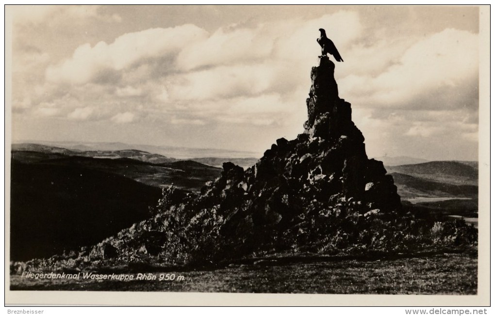 AK Wasserkuppe Rhön, Fliegerdenkmal, Panorama - Karte Nicht Gel. - Rhön