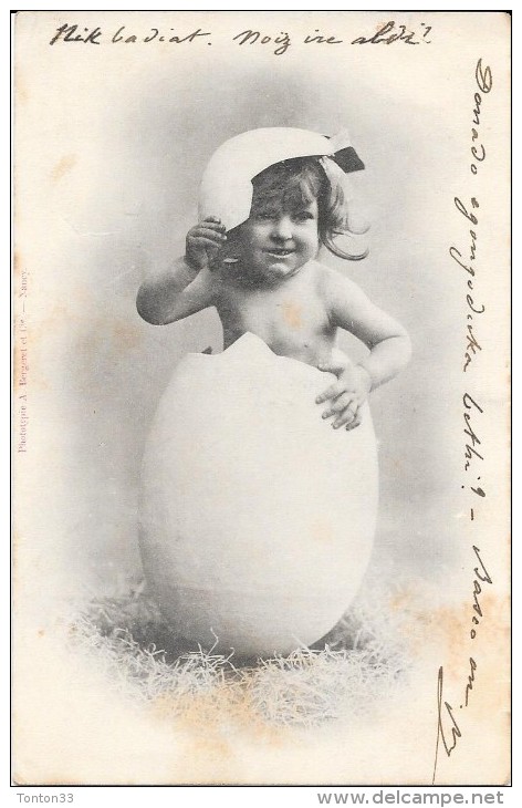 CPA DOS SIMPLE FETES De 1902 - JOYEUSES PAQUES - Enfant Sortant D'un Oeuf - Carte étrangère  - VAN - - Pasqua