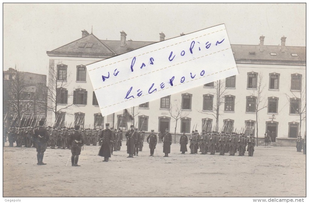 PARIS 13 ème - Cour De La Caserne De Lourcine - Remise De Décorations ( Carte-photo ) - District 13