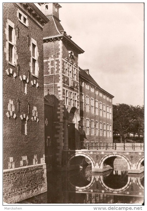 SOUMAGNE (4630) :  Le Château Du Domaine Provincial De Wégimont. CPSM. - Soumagne