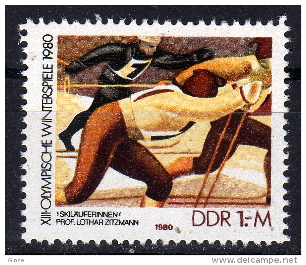 DDR 2482 ** - Unused Stamps