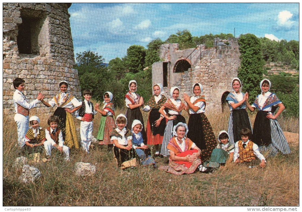 VAR 83 SALERNES  CPM DU GROUPE FOLKLORIQUE " SANTO CÉCILIO " - Salernes