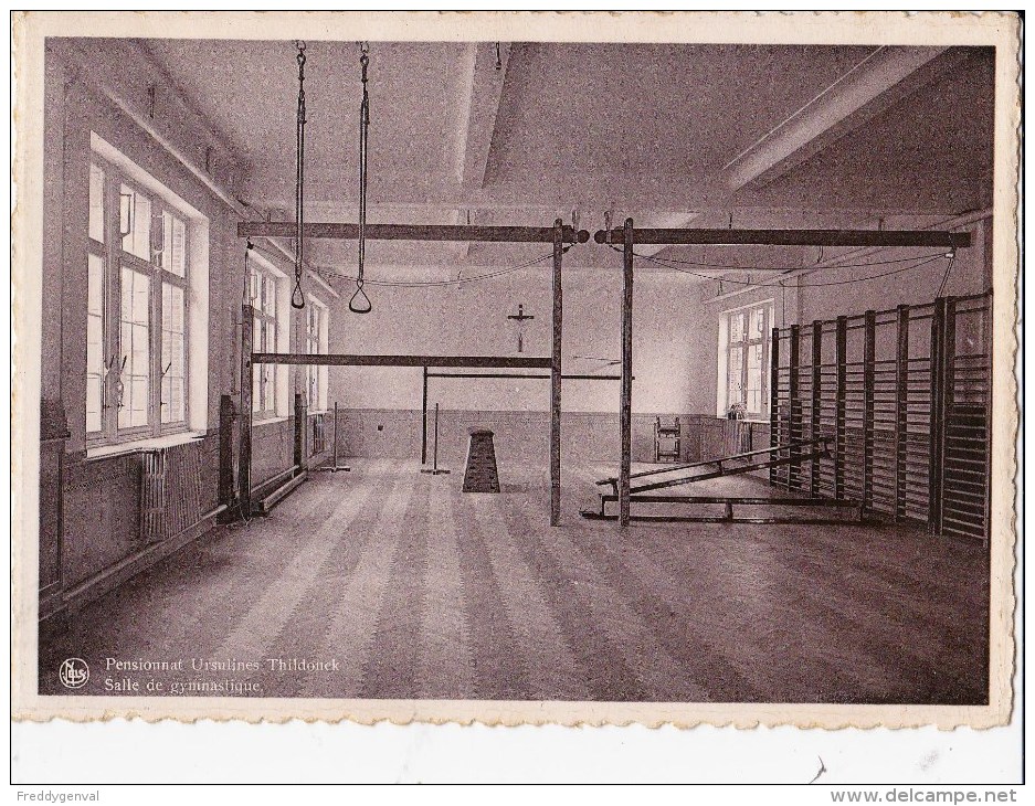 THILDONCK _WESPELAER PENSIONNAT DES RELIGIEUSES URSULINES  SALLE DE GYMNASTIQUE - Haacht