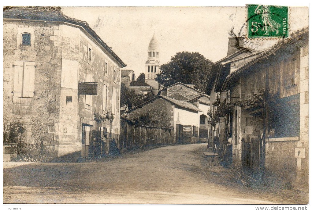 CARTE PHOTO Une Rue De Riberac Derriere L Eglise Sup!! - Riberac