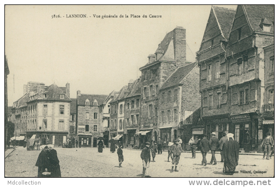 22 LANNION / Vue Générale De La Place Du Centre / - Lannion