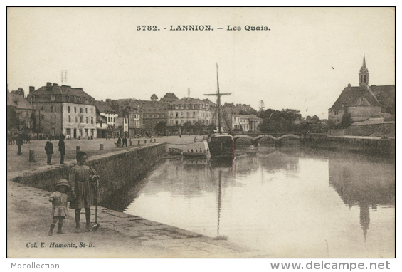 22 LANNION / Les Quais / - Lannion