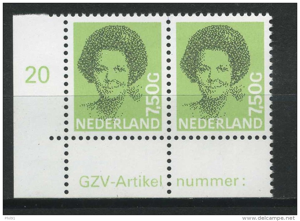 PAYS BAS    Reine Béatrix   Paire       N° Y&T 1360  ** - Unused Stamps