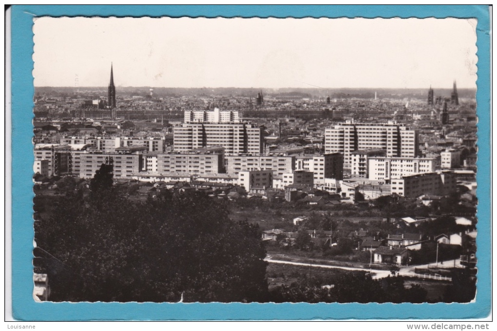 CENON  (  33 )  -  VUE  PANORAMIQUE  SUR  LA  BENOUGE  ET  BORDEAUX  - CPSM - Bordeaux