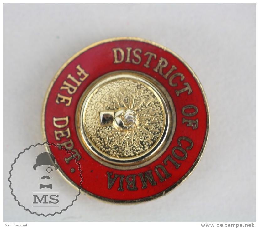 Sapeurs Pompiers / Fireman Firefighter - District Of Columbia Fire Department - Pin Badge #PLS - Bomberos