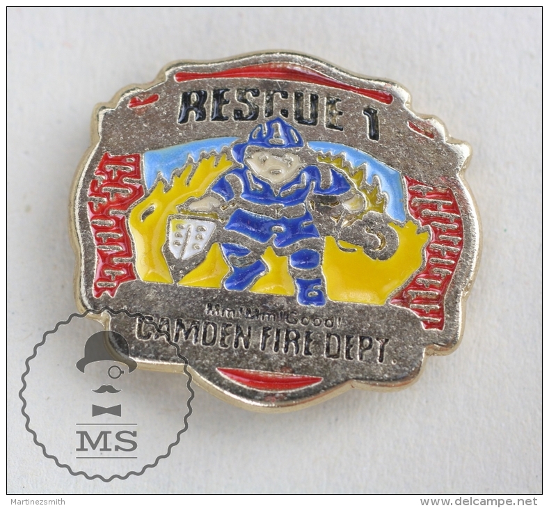 Camden Fire Department - Fireman Firefighters - Pin Badge #PLS - Bomberos