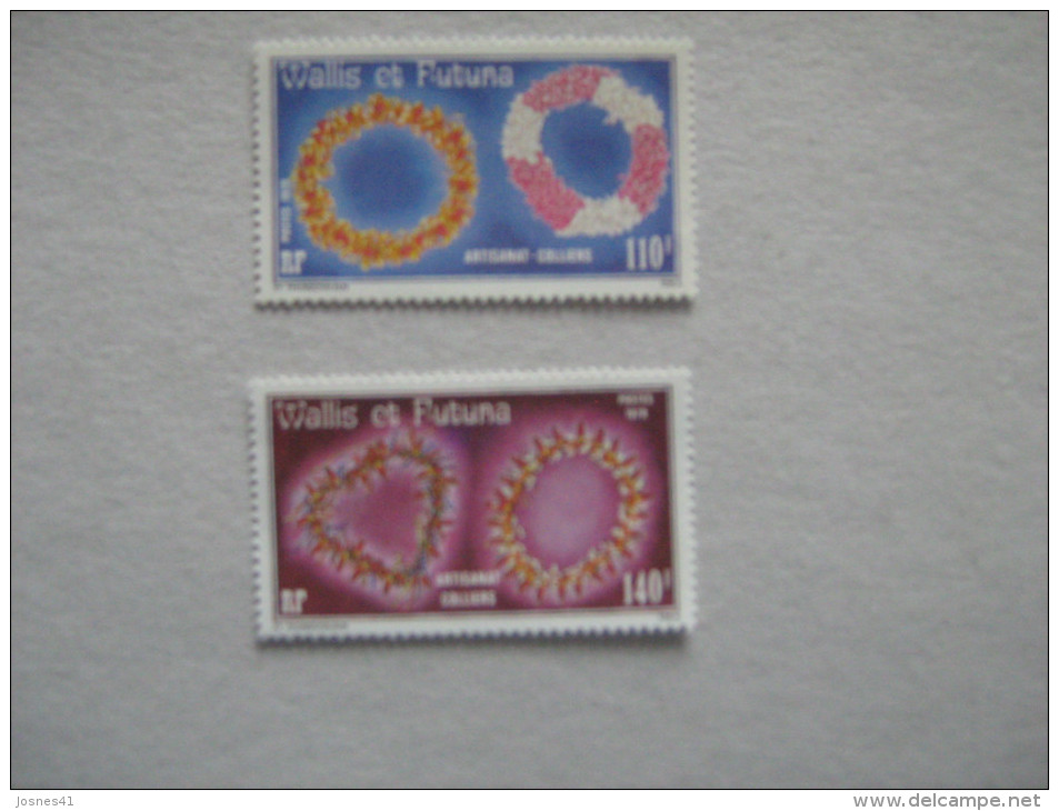 WALLIS ET FUTUNA   P 241/242  * *   ARTISANAT COLLIERS - Unused Stamps