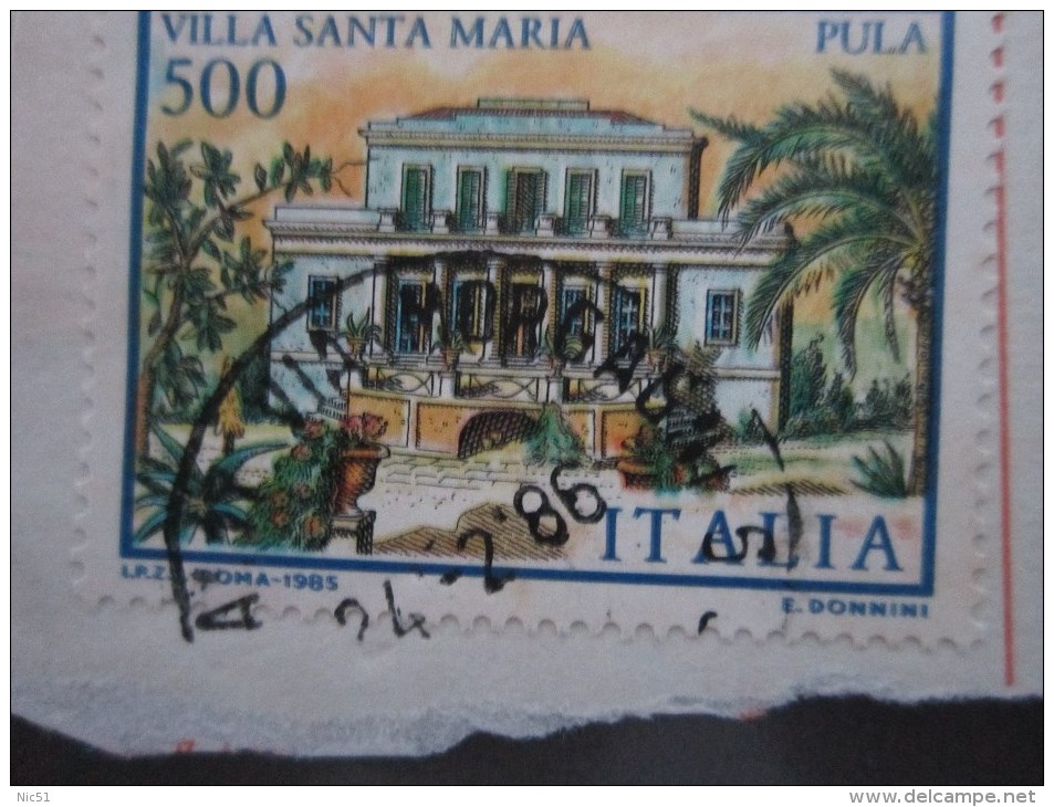 Italia / Italy / Italie -1985 L 500 VILLA SANTA MARIA STAMPA DOPPIA BLEU  - - Variétés Et Curiosités