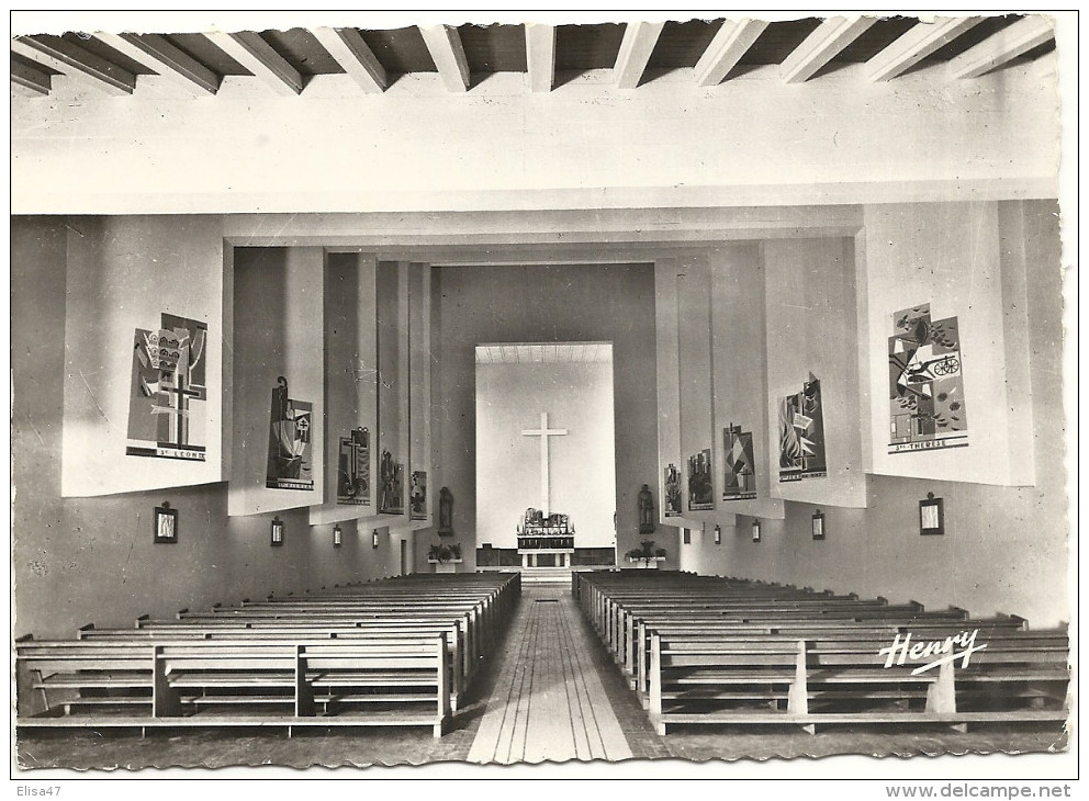 54   AZERAILLES    INTERIEUR  DE  L  EGLISE - Autres & Non Classés