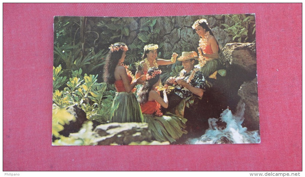 - Hawaii>  Typical Tourist Treatment -  Ref 1940 - Other & Unclassified