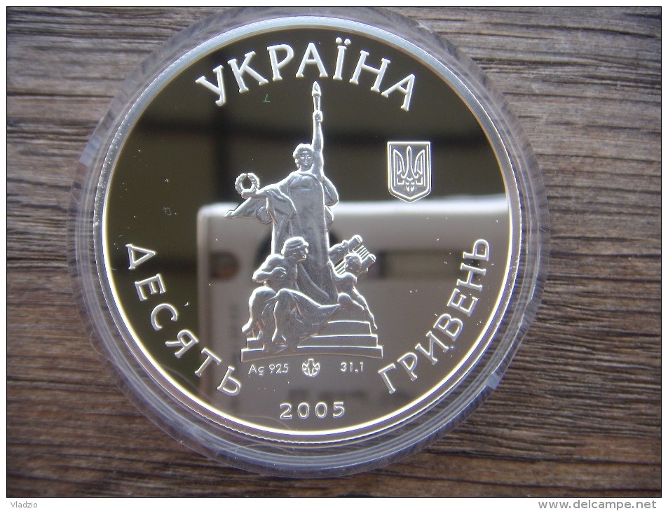 10 Hryvnia. 2005. Silver. 31.1 Grams. 100 Years Chernivtsi Music And Drama Theater Kobylanska. Proof. Czernowitz. - Ukraine