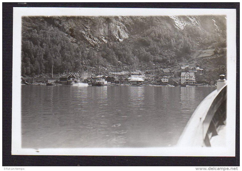 42 PHOTOS Originales d´une croisère sur le Paquebot le MONTE SARMENTIO en NORVEGE dans les années 1935