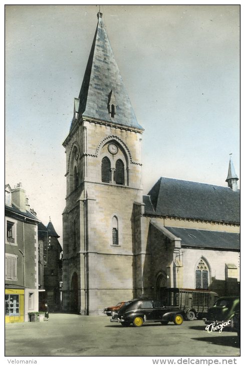 C5133 Cpsm 19 Ussel - Place De L'Eglise - Ussel