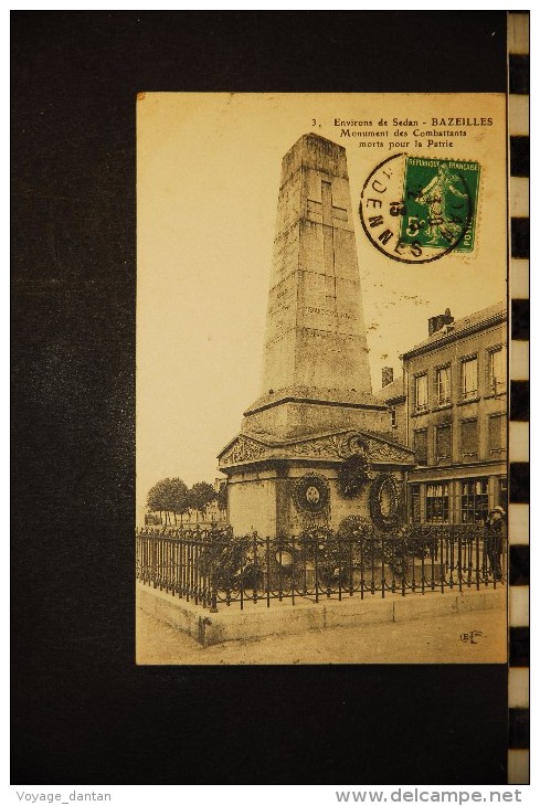 CPA, 08, Environs De" SEDAN, BAZEILLES, Monument Des Combattants Morts Pour La Patrie , 3 - Sedan