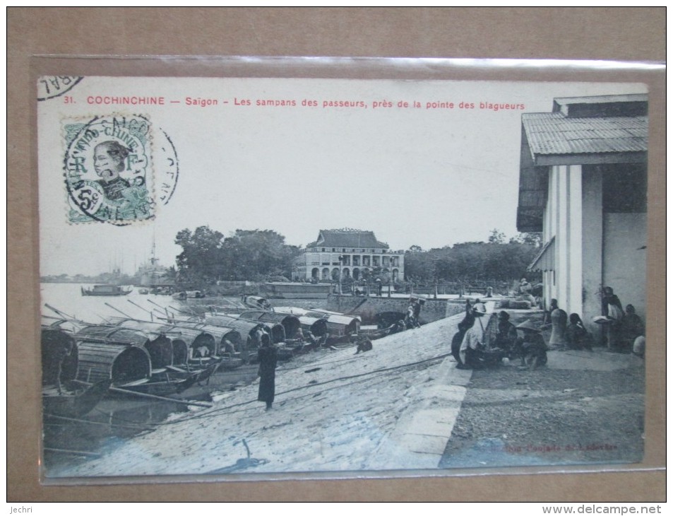 COCHINCHINE SAIGON LES SAMPANS DES PASSEURS PRES DE LA POINTE DES BLAGEURS - Autres & Non Classés