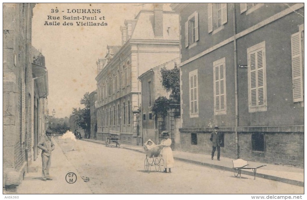 CPA 71 LOUHANS Rue Saint Paul Et Asile Des Vieillards , Animée - Louhans