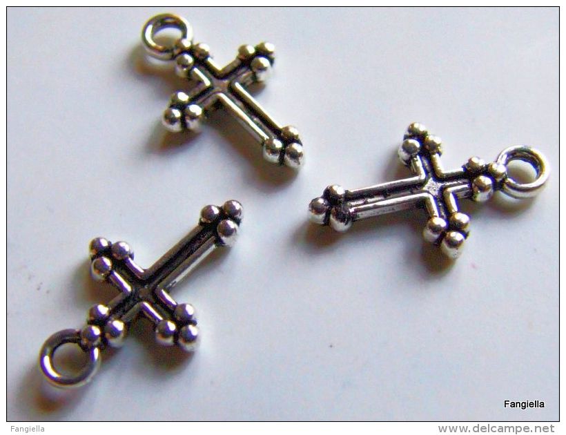 10 Breloques Petite Croix En Métal Argenté Belle Qualité Environ 15x9x2mm Recto-verso - Pearls