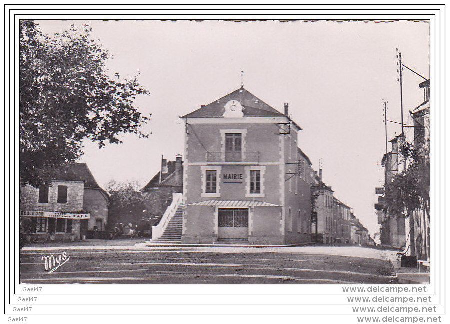 Cpsm Réf-JP-T895 (  Dép-46 ) La Mairie De LABASTIDE -MURAT  à Gauche  Le CAFE La Boule D'OR - Other & Unclassified