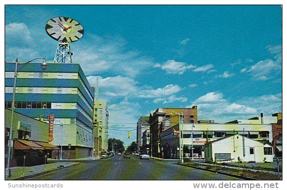 This View Shows The Famous Carter Clock On Third Avenue North Billings Montana - Billings