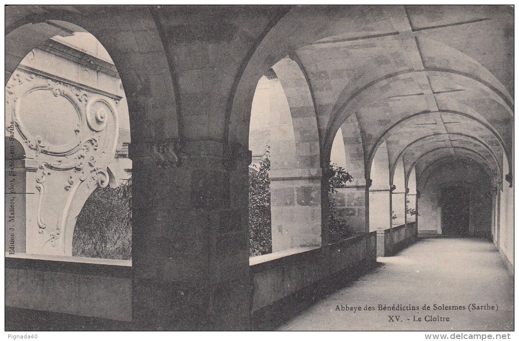Cp , 72 , SOLESMES , Abbaye Des Bénédictins , Le Cloître - Solesmes