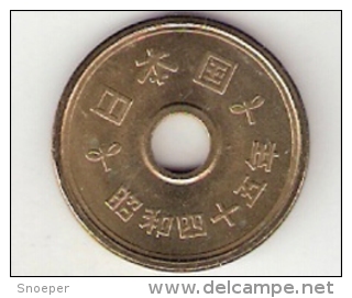 Japan 5 Yen  Yr 45 = 1970  Km 72a   Unc - Japan