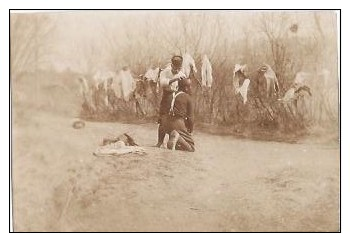 GUERRE 14-18 - SCENE DE TOILETTE - RASAGE - Guerre, Militaire